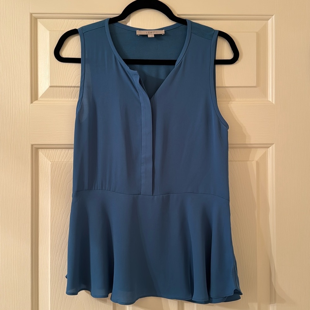 Loft tank, size small